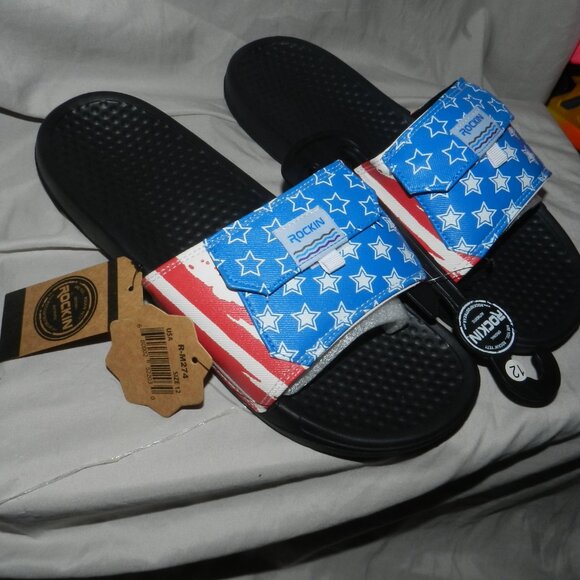 ROCKIN FOOTWEAR SANDALS PATRIOTIC FLAG USA MENS POCKET SLIDES 💥🆕NWT! - Picture 2 of 16